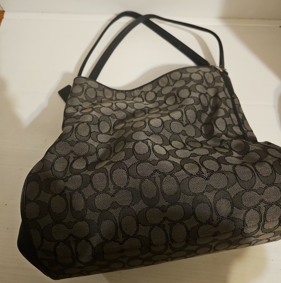 "Coach Phoebe Shoulder Bag F36424 Smoke Black Signature Canvas with Leather Trim - Picture 5 of 14